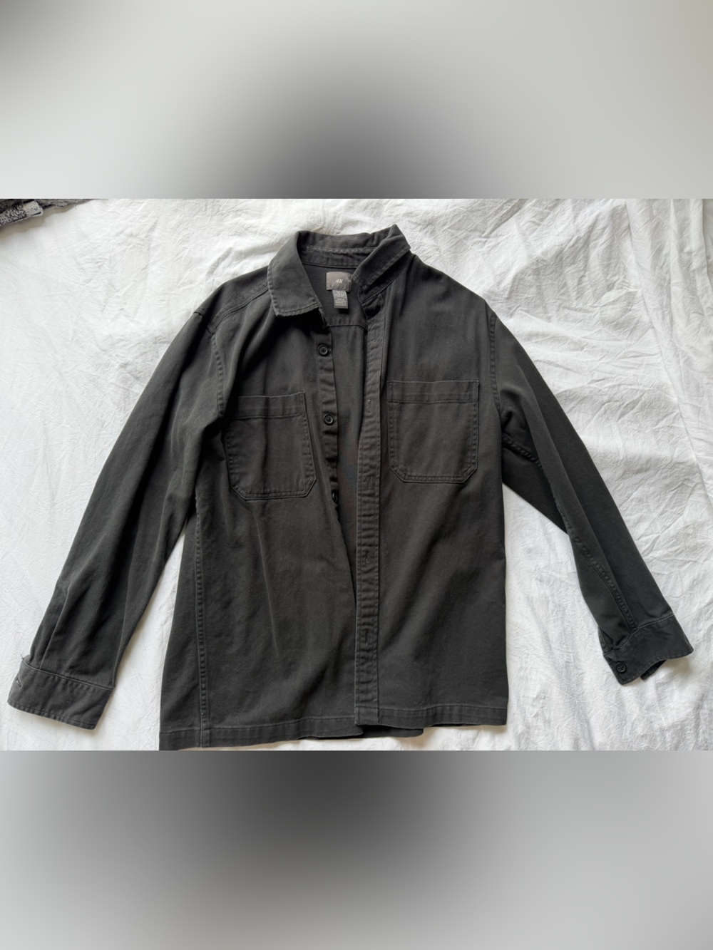 H&M Black overshirt small